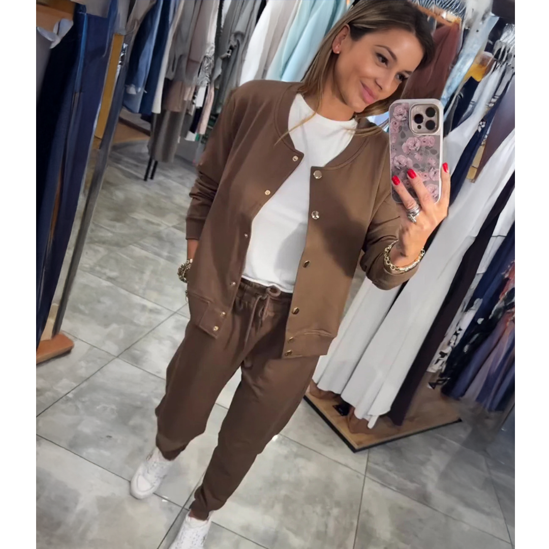 Brigitte | Comfortable Set