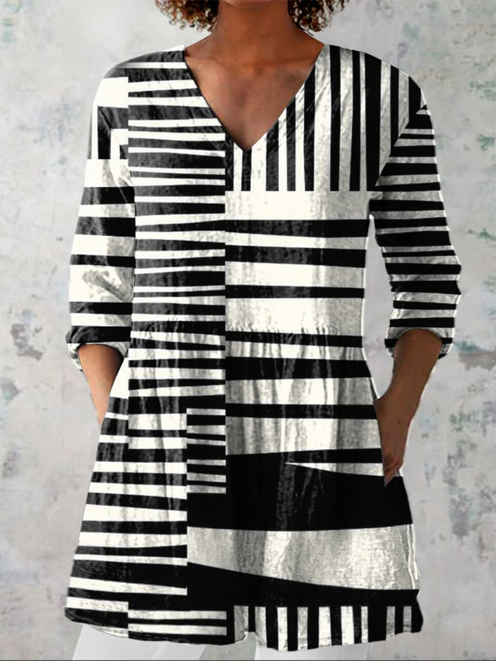 Capri | Long Blouse with V-Neck