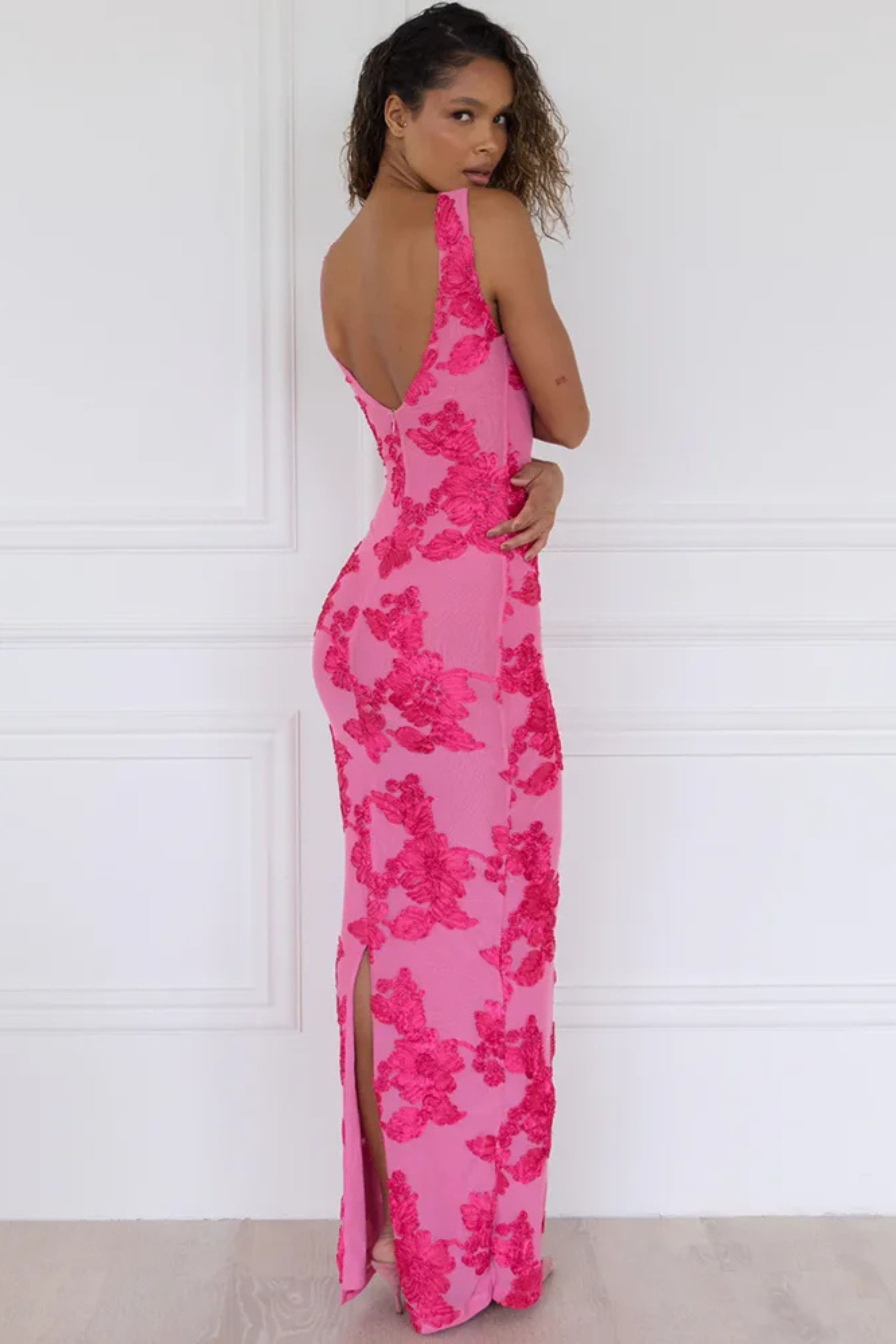 Amara | Elegant Maxi Dress in Pink