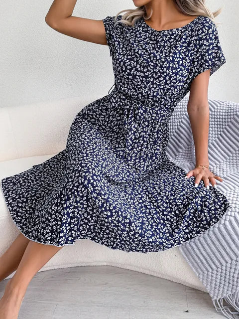 Flora | Chic A-Line Dress
