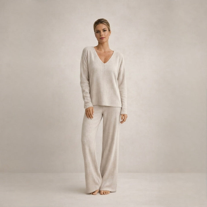 Victoria | Comfortable Knit Set