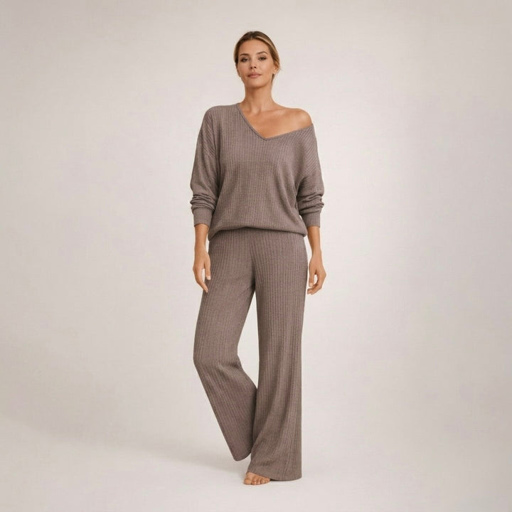 Victoria | Comfortable Knit Set