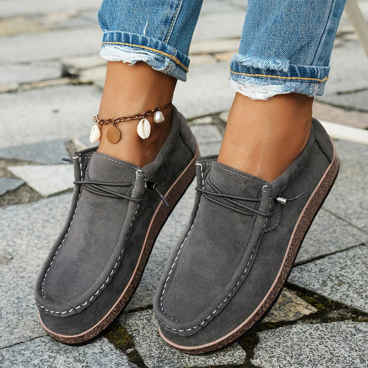 Rebecca | Spring Shoes to Move Forward with Serenity