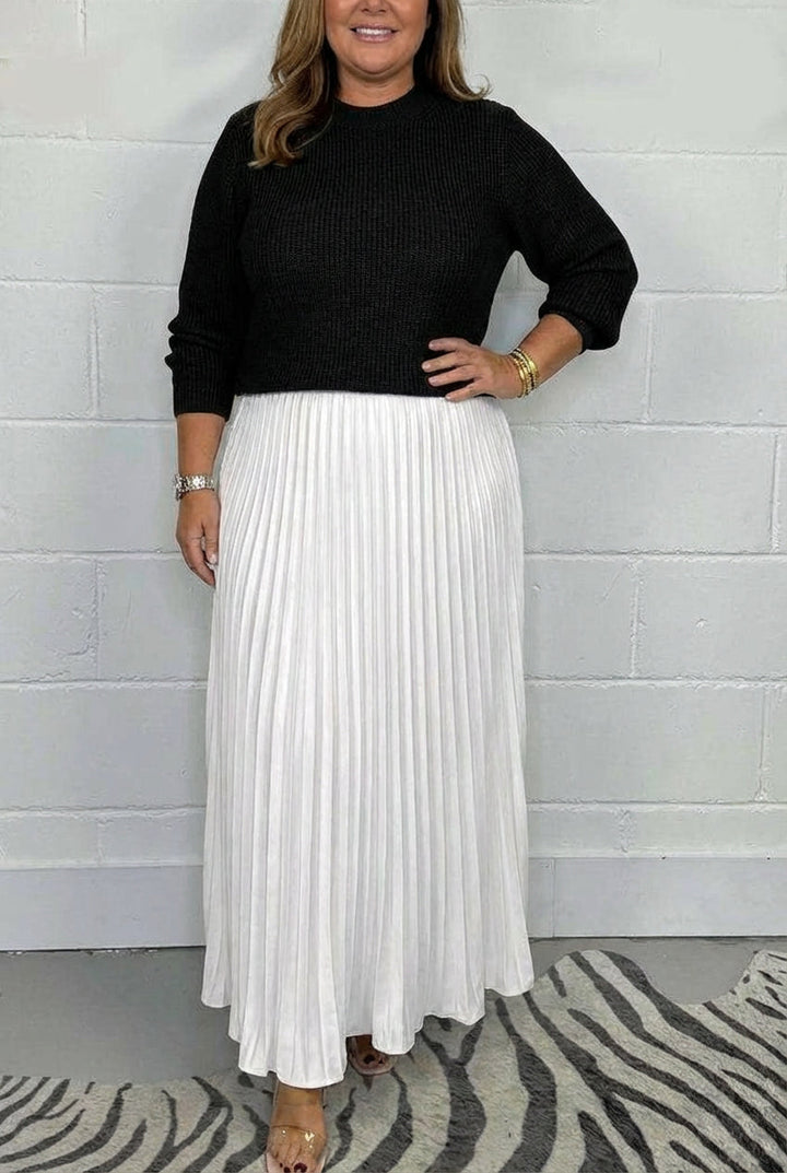 Claudia | Maxi dress with sweater and pleated skirt