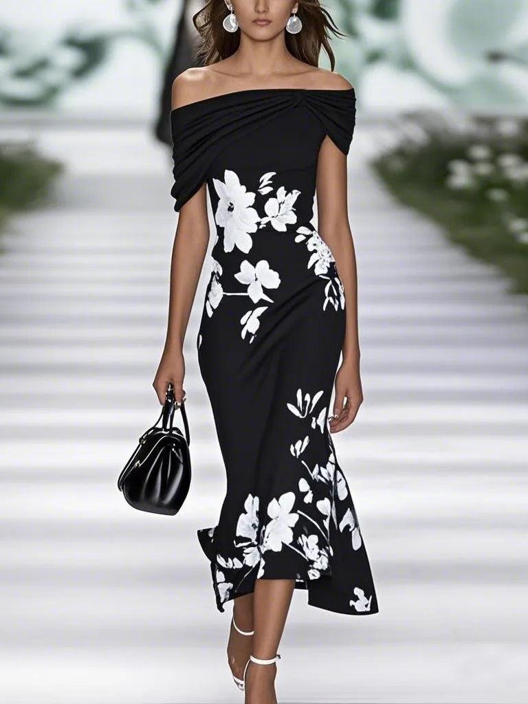 Victoria | Stylish dress with floral pattern
