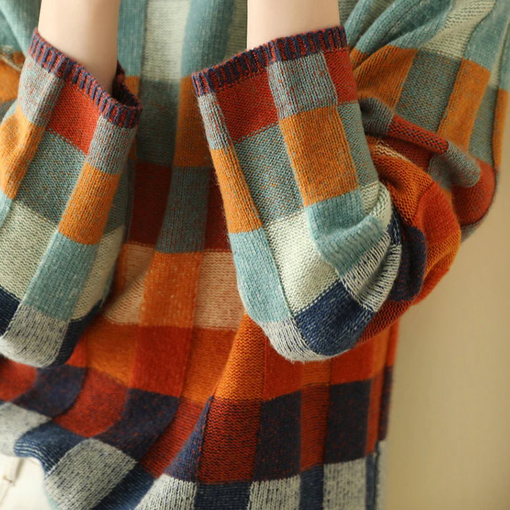 Mia | Retro-Inspired Plaid Jumper